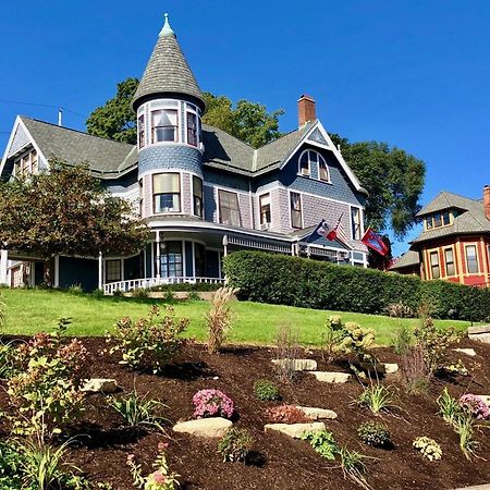 The Hancock House Bed & Breakfast Inn Dubuque Bagian luar foto