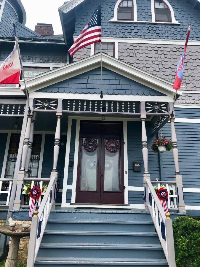 The Hancock House Bed & Breakfast Inn Dubuque Bagian luar foto