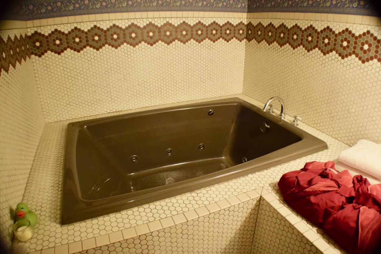 The Hancock House Bed & Breakfast Inn Dubuque Bagian luar foto